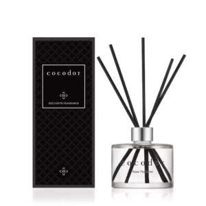 Cocodor Signature Diffusore a Bastoncini 200 ml Profumo di Rosa – Profumatore per Ambiente con Rose Centifolie di Grasse, Musk e Bastoncini Neri in Rattan
